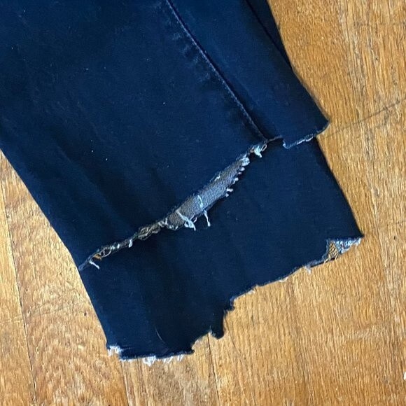 Lucky Brand Charlie Baby Boot Dark Wash Frayed Cuff Women Jeans Size 6/28 Long - Picture 12 of 12